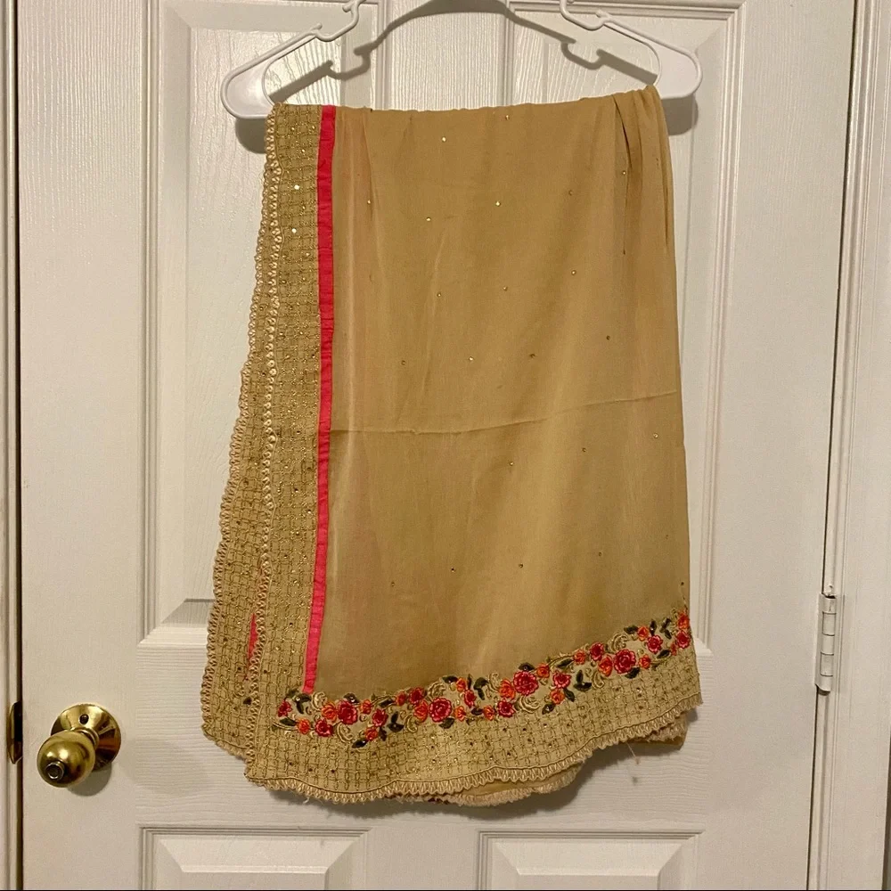Indian Pakistani Green Salwar Kameez - Picture 9 of 10